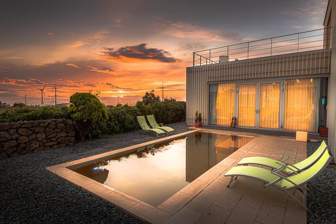 Boutique Pool Villa Namib Jeju by Eksteriør bilde